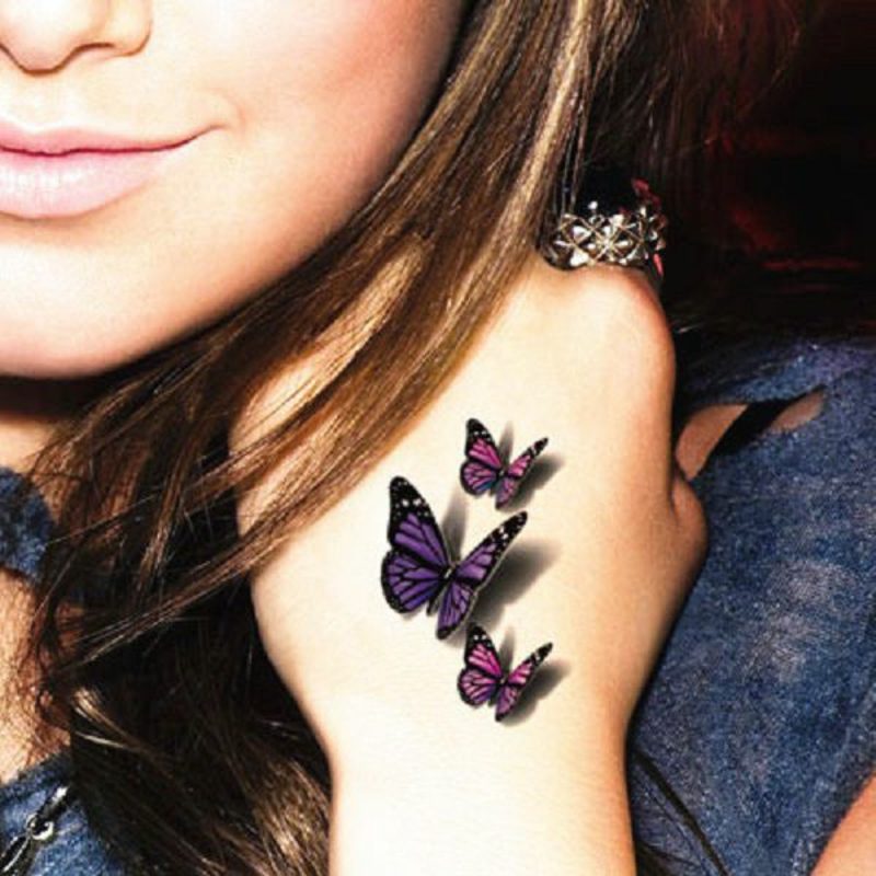 3D tatueringar kvinna fjärilar