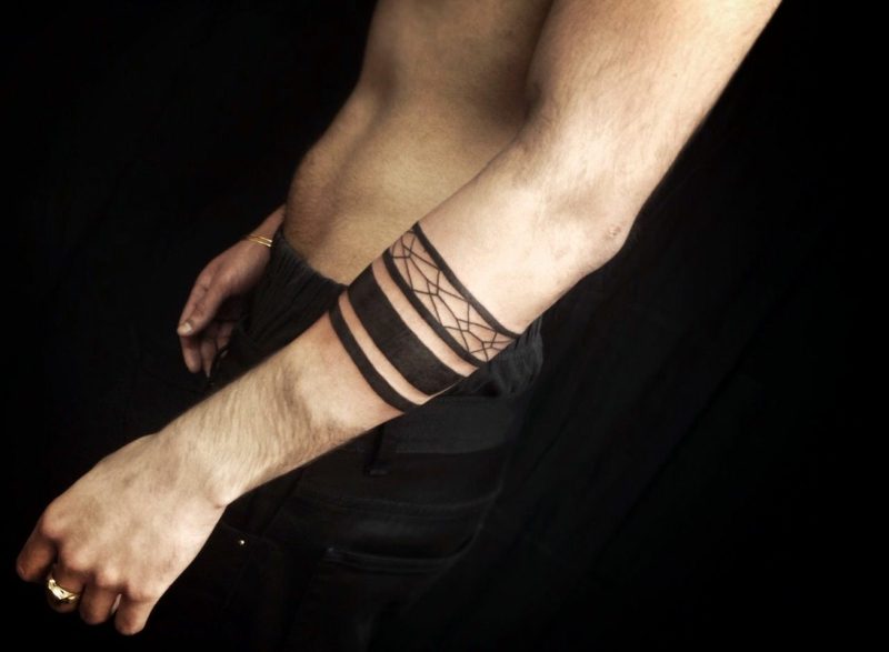Armbånd tatovering