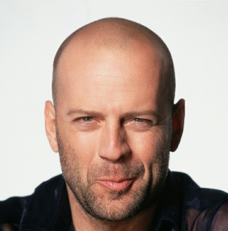 gaya rambut pendek dan panjang rambut Bruce Willis