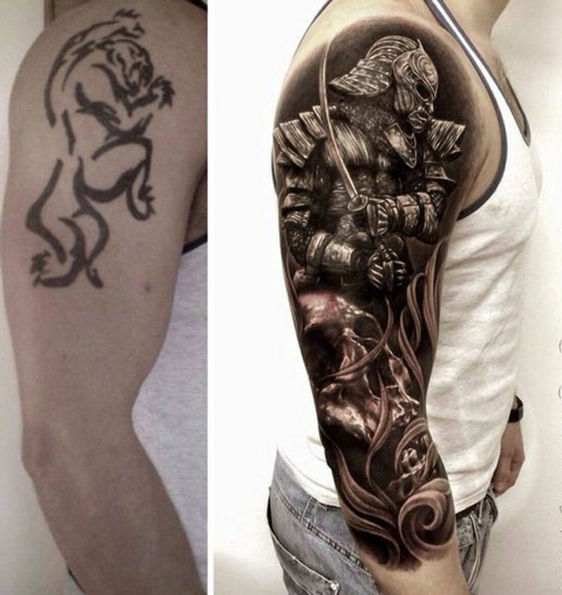 Zakryť rameno muža rameno tetovanie