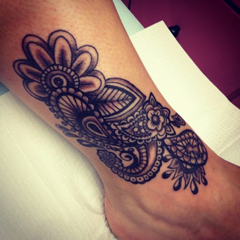 Zakryť tetovanie v maorskom štýle