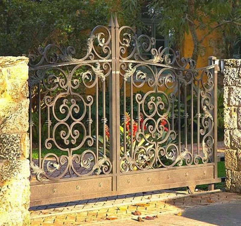 Kované záhradné brány