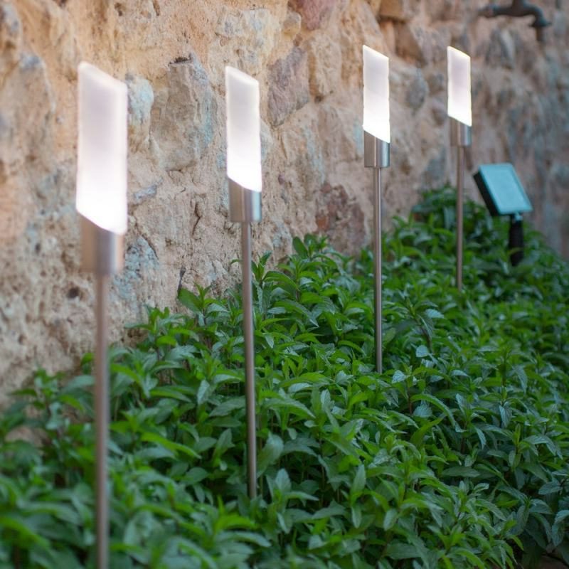 스테인레스 스틸로 만든 현대 정원 램프