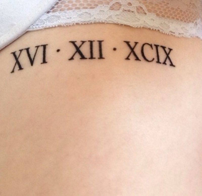 få en romersk siffror tatuering