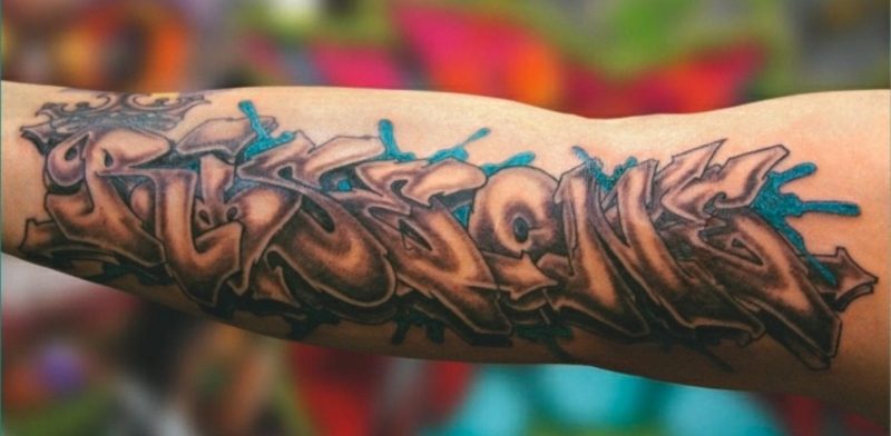 Tatuiruotės šriftai graffiti efektas