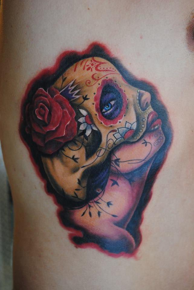 tatuaj abstract tatuaje femei