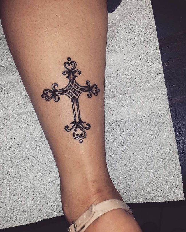 cruce mici tatuaje femei brațul idei tatuaj
