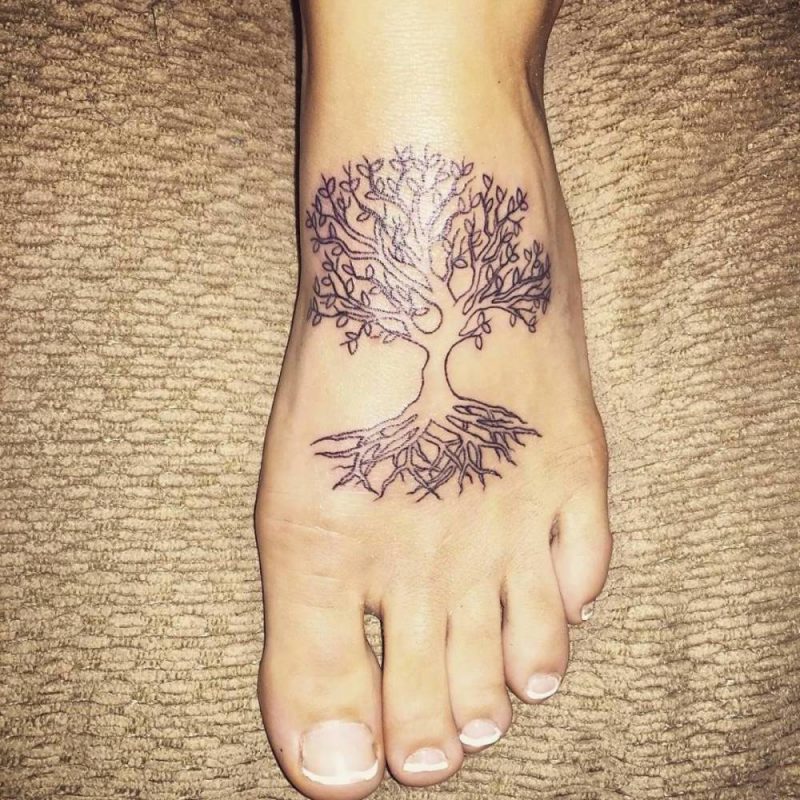 Idee delle donne del tatuaggio Tree of Life