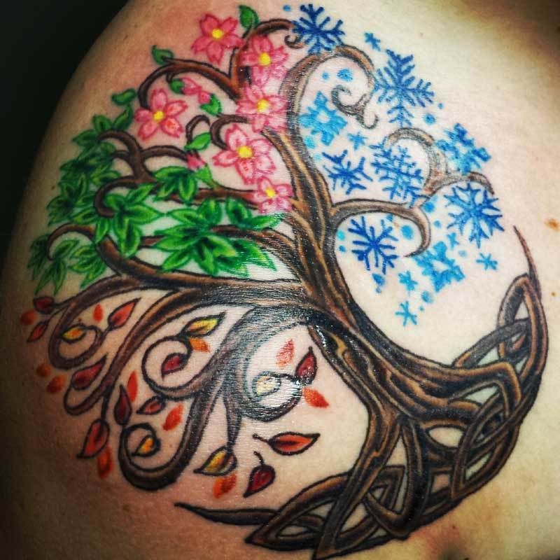Celtic di Tree of Life Tattoo