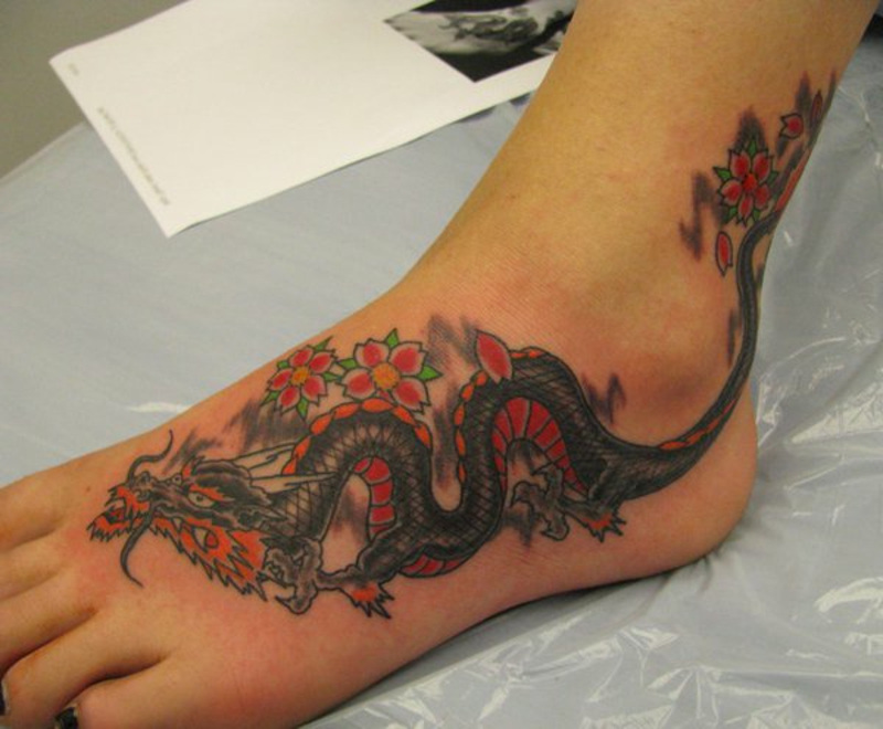 tato naga Dragon Tattoo oleh drewgovan