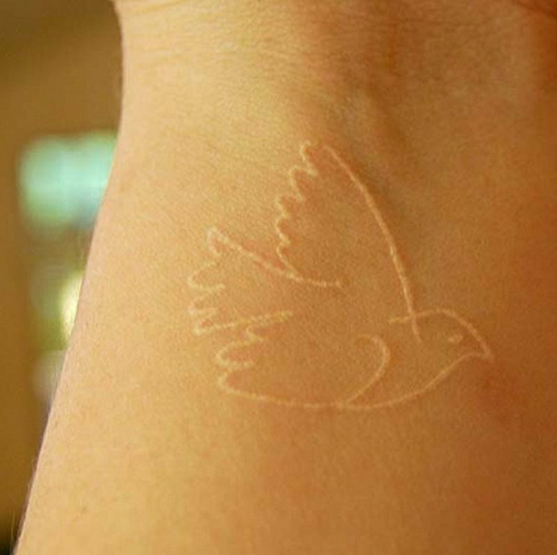 Tatuering vitduva