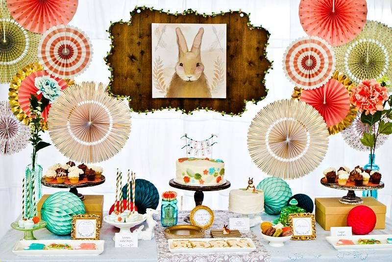 Kreative dekorasjonsideer Barnevogn Bunny Pom Poms