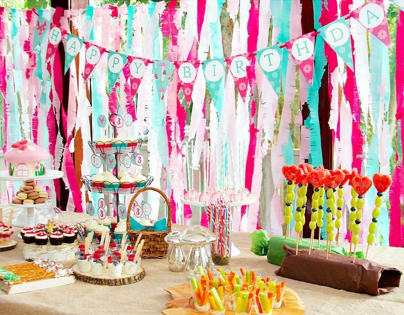 Kelahiran dekorasi ulang tahun kanak-kanak berwarna-warni cantik cantik