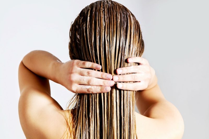 rambut efektif menyembuhkan minyak kelapa