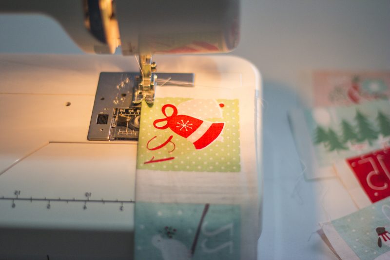 Advento kalendorinis siuvimas su siuvimo mašina
