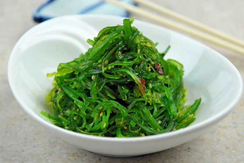 rumpai laut sihat spirulina chlorella wakame alga salad daun nori