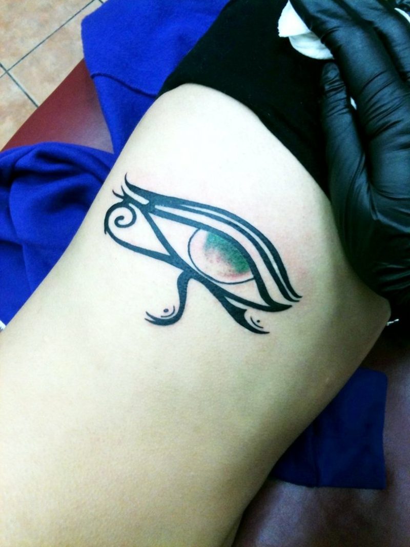 het oog van horus tattoo ontwerp