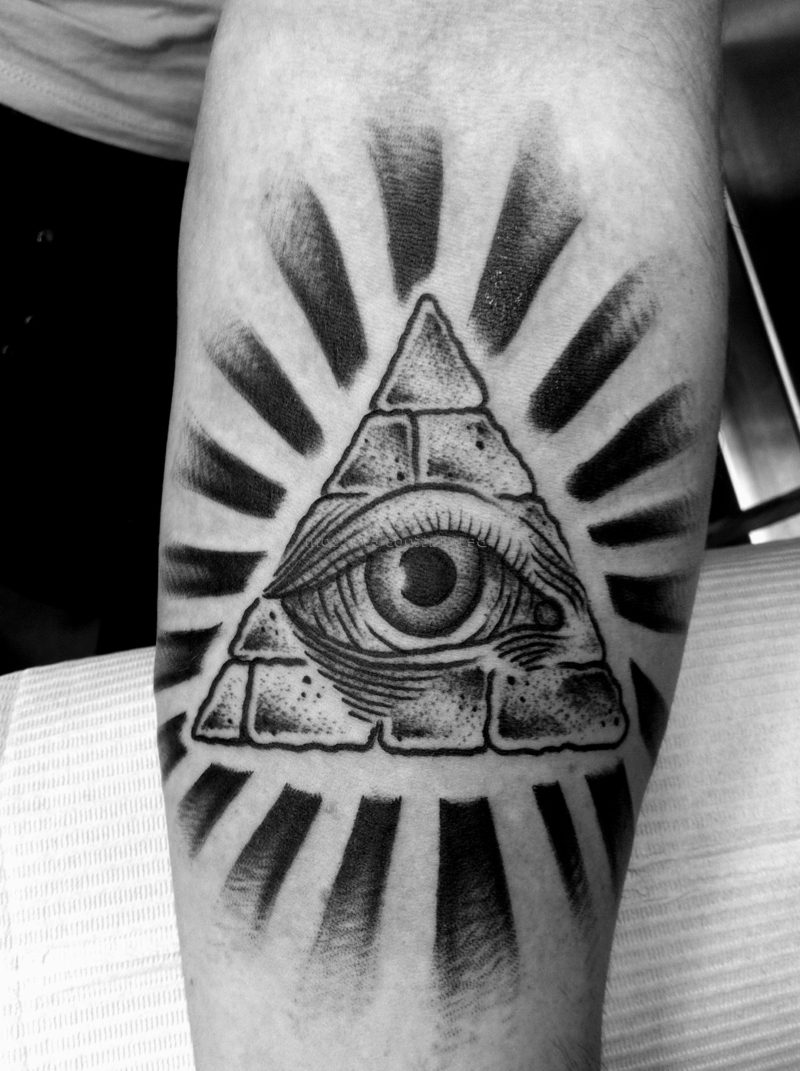 oči tatoo freemason motif