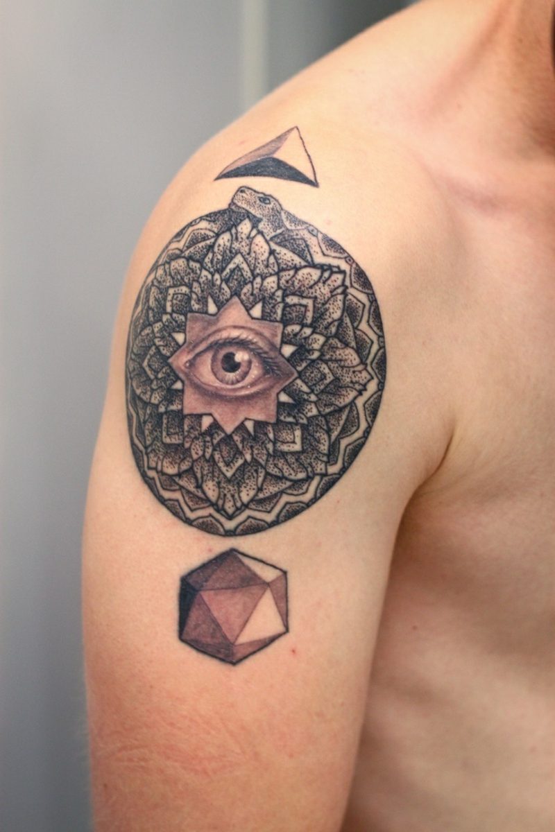 oog tattoo abstract ontwerp