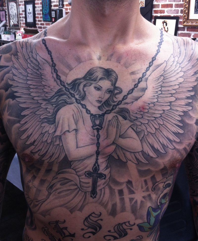 Angel tetovanie prsia