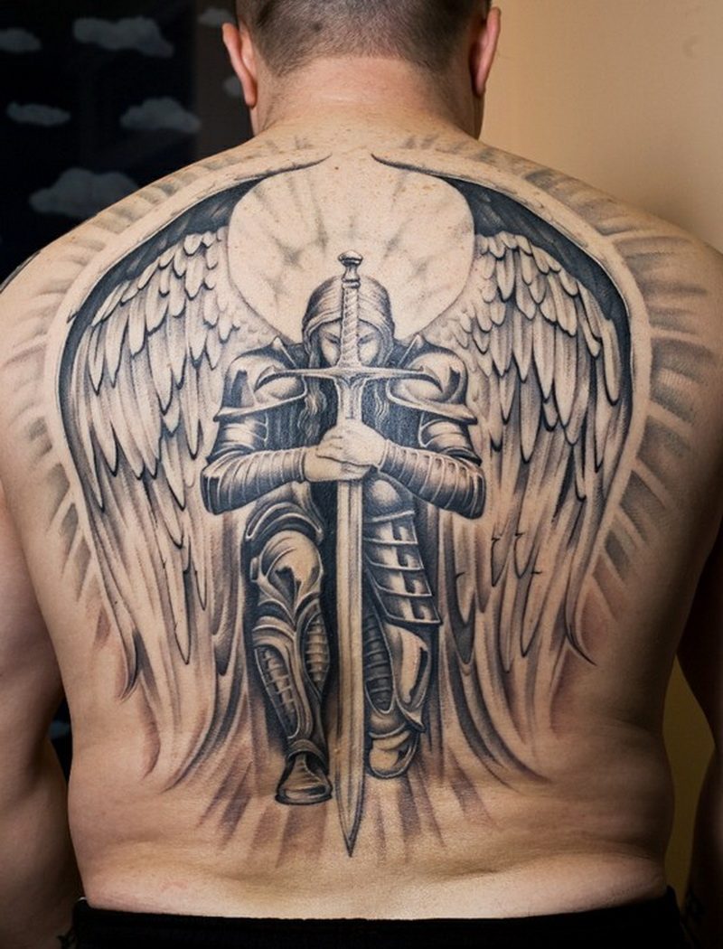 anjel tetovanie späť jeden