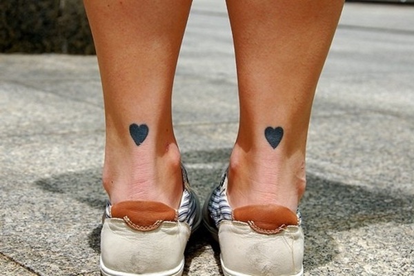 motive pentru tatuaje de inima idei de tatuaje pentru femei