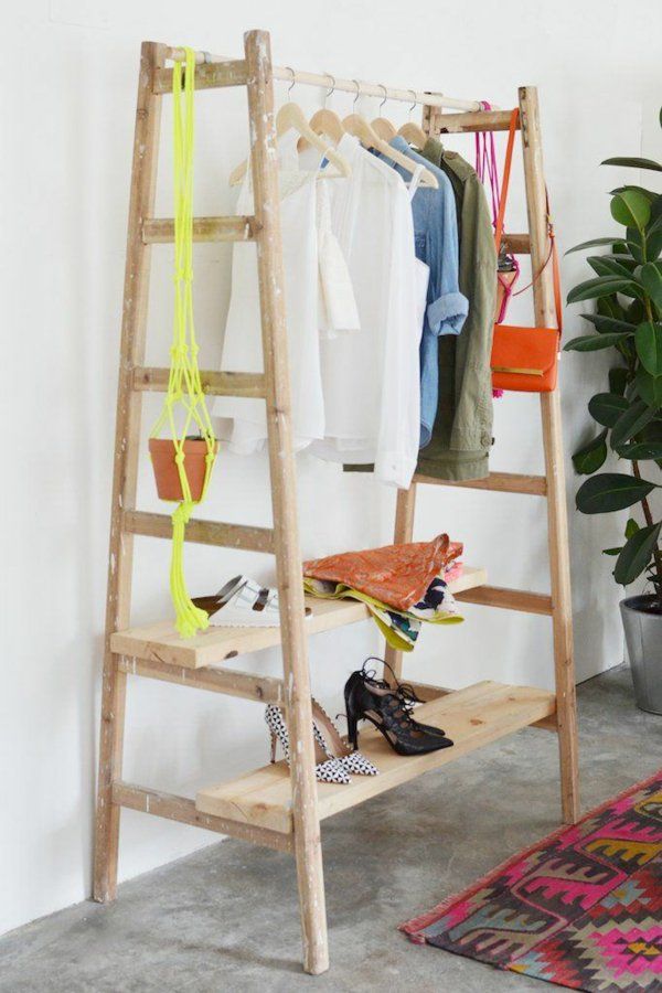 Bouw zelf upcycling ladder kledingkast