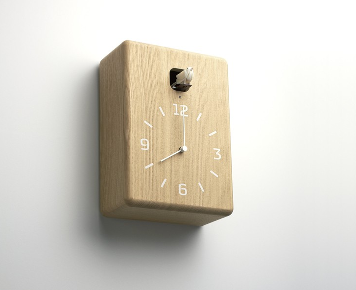 Jam cuckoo terbuat dari kayu