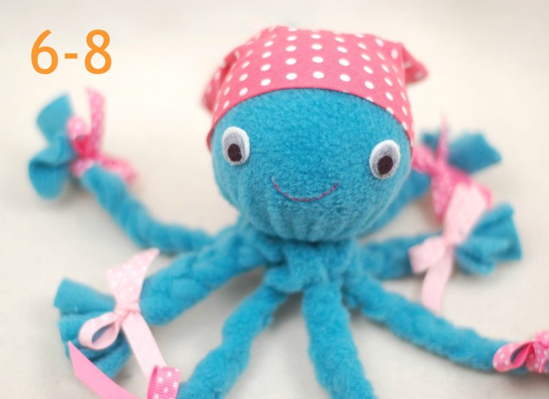 Steg-för-steg instruktioner: Gör Octopus plysj leksak själv
