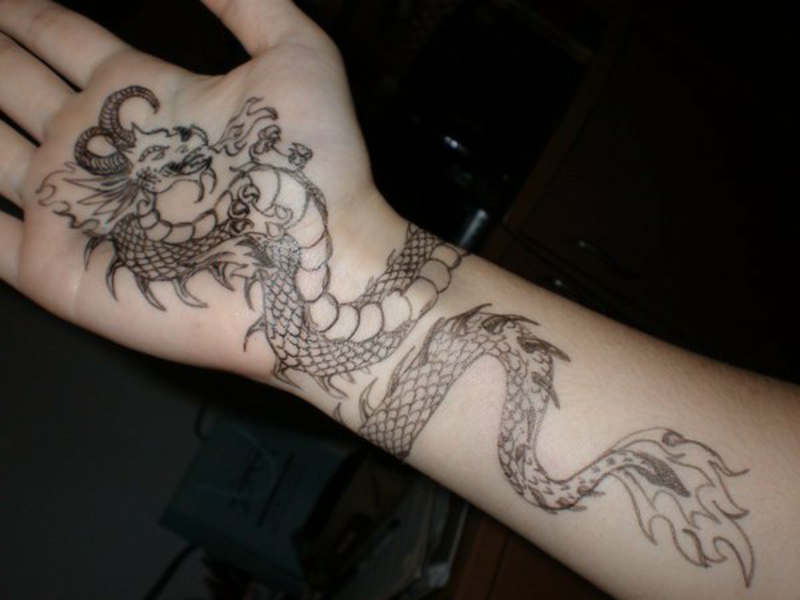 Dragon Tattoo by Gakkin Gakkin