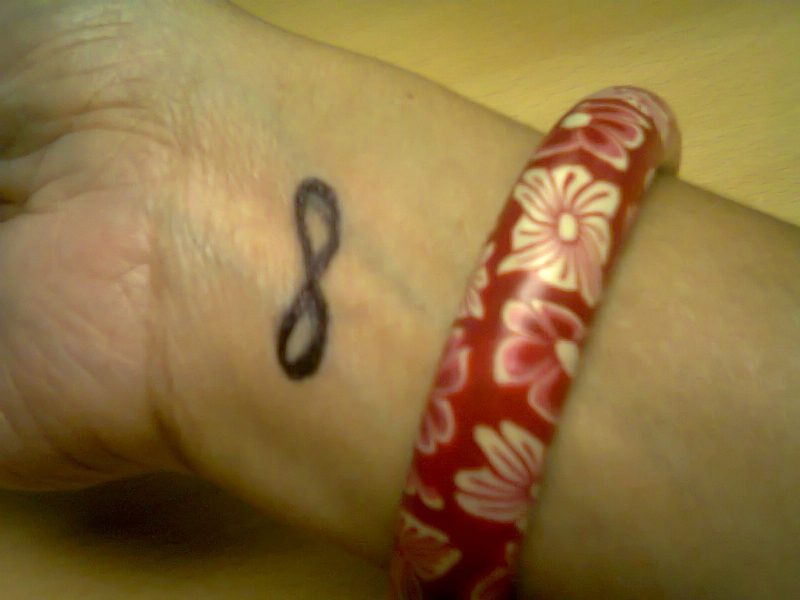 oändlighetstecken tatuering oändlighet symbol